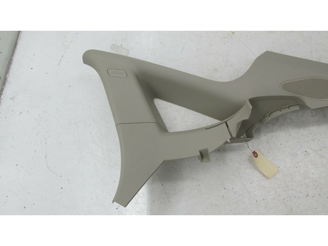 2017-2019 BUICK LACROSSE OEM  RIGHT REAR UPPER C PILLAR TRIM  