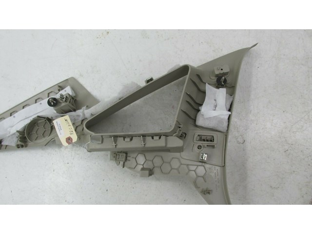 2017-2019 BUICK LACROSSE OEM  RIGHT REAR UPPER C PILLAR TRIM  