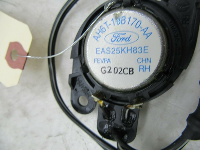 2010-2012 LINCOLN MKZ OEM RIGHT FRONT PASSENGER SIDE DOOR TWEETER SPEAKER 