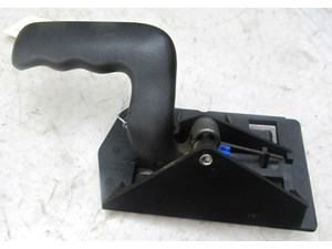 2003-2007 CHEVY SILVERADO OEM RIGHT FRONT DOOR INTERIOR DOOR HANDLE 