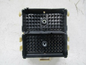 V2003-2007 CHEVY SILVERADO OEM LEFT FRONT DASH FUSE BOX RELAY UNIT