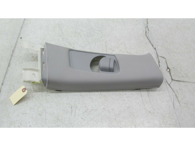 2014-2016 KIA CADENZA OEM RIGHT PASSENGER SIDE UPPER B-PILLAR TRIM COVER GRAY 