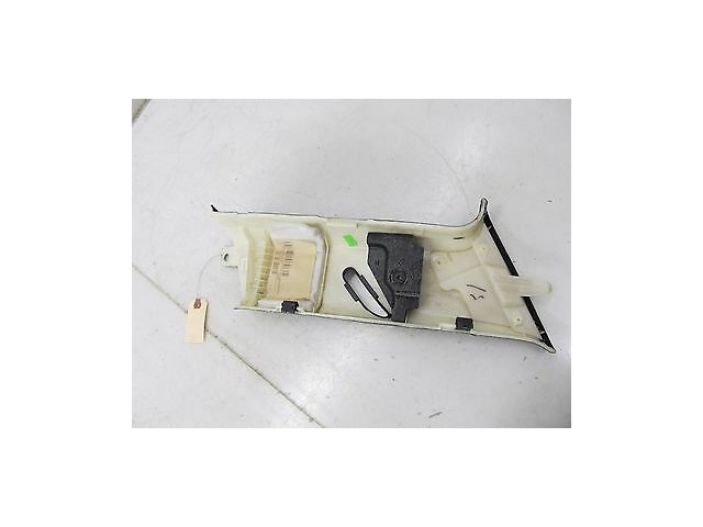 2006-2009 MERCEDES R350 W251 OEM RIGHT C-PILLAR TRIM