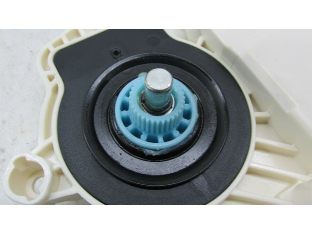 2009-2012 AUDI Q5 8R OEM LEFT REAR DOOR WINDOW MOTOR      