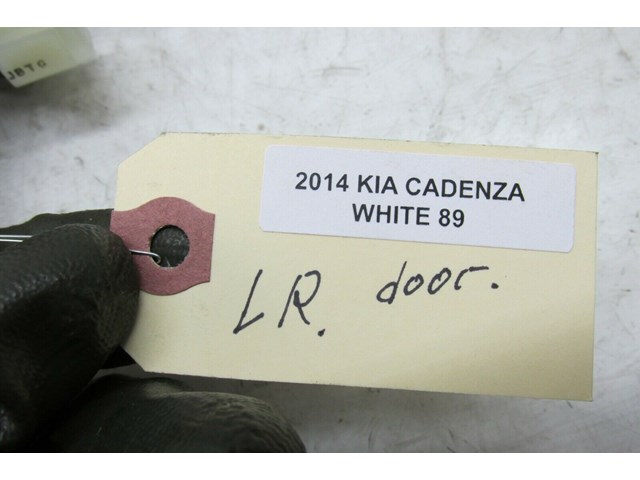 2014-2016 KIA CADENZA OEM LEFT REAR DRIVER SIDE DOOR WINDOW MOTOR