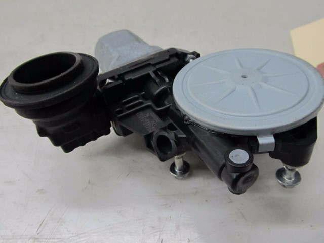 2014-2016 INFINITI Q50 OEM RIGHT FRONT PASSENGER DOOR WINDOW MOTOR