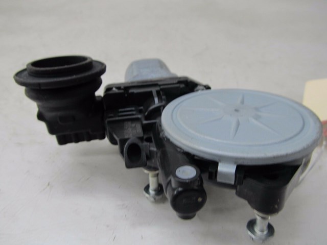 2014-2016 INFINITI Q50 OEM RIGHT FRONT PASSENGER DOOR WINDOW MOTOR