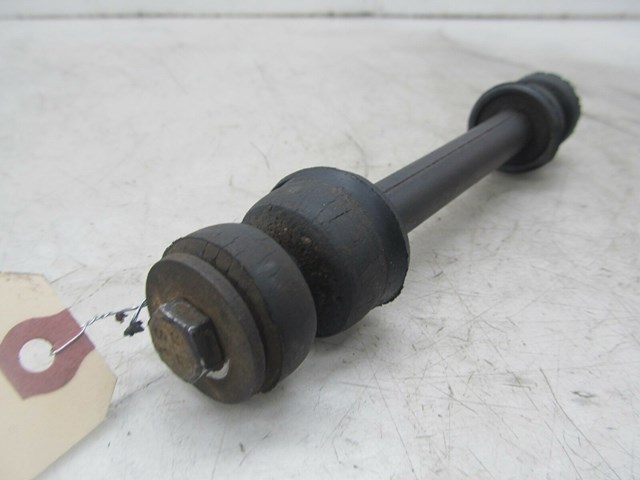 2003-2007 CHEVY SILVERADO OEM RIGHT FRONT SWAY BAR END LINK 