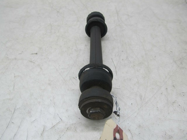 2003-2007 CHEVY SILVERADO OEM RIGHT FRONT SWAY BAR END LINK 