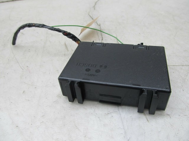 2004-2011 SAAB 9-3 AERO OEM LEFT REAR PARKING SENSOR CONTROL MODULE 