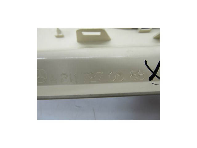 2003-2006 MERCEDES BENZ E500 W211 OEM RIGHT FRONT DOOR SPEAKER GRILL COVER