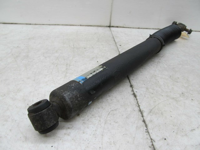 2003-2007 CHEVY SILVERADO OEM LEFT REAR SHOCK STRUT 