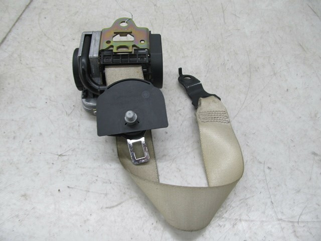 2003-2006 MERCEDES E500 W211 OEM RIGHT FRONT SEAT BELT 