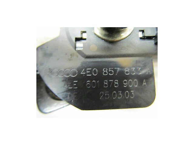 2004-2006 AUDI A8 L QUATTRO D3 OEM RIGHT FRONT SEAT BELT ADJUSTABLE TRACK MOTOR