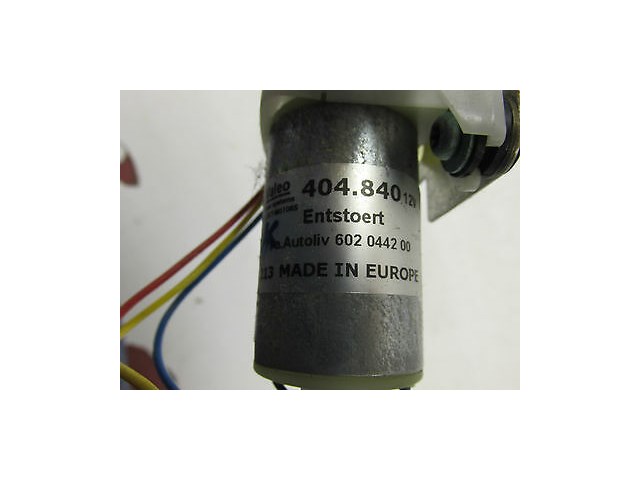 2004-2006 AUDI A8 L QUATTRO D3 OEM LEFT FRONT SEAT BELT HEIGHT ADJUSTER W/ MOTOR