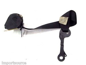 1985-1992 BMW 325i E30 OEM RIGHT FRONT SEAT BELT RETRACTOR 