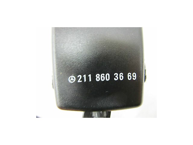 2003-2006 MERCEDES BENZ E500 W211 OEM RIGHT FRONT SEAT BELT RELEASE BUCKLE 