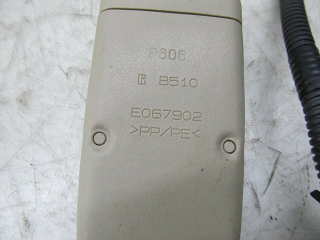 2004-2009 LEXUS RX350 RX330 OEM RIGHT FRONT SEAT BELT BUCKLE 