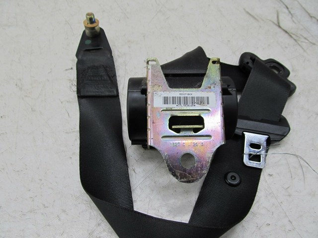 2003-2004 LAND ROVER DISCOVERY OEM LEFT FRONT SEAT BELT 