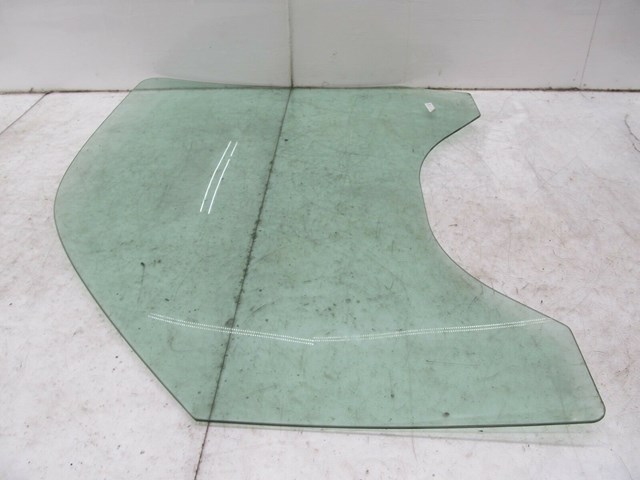 2003-2007 CHEVY SILVERADO OEM RIGHT FRONT PASSENGER GLASS WINDOW 