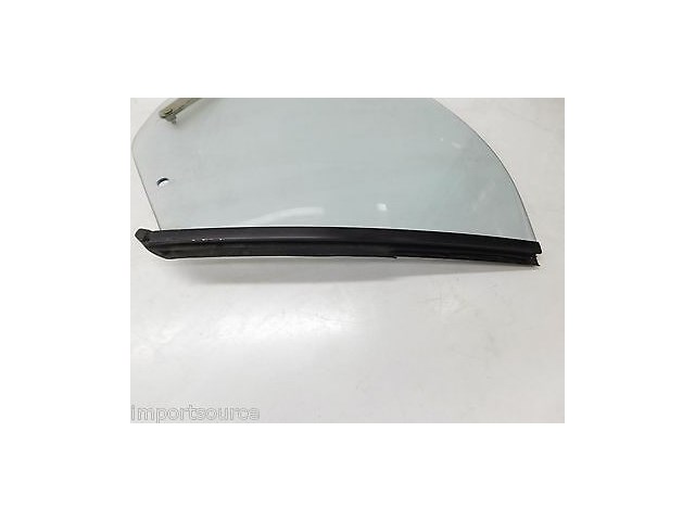 1985-1992 BMW 325i E30 OEM RIGHT REAR PASSENGER AUTO GLASS CONVERTIBLE