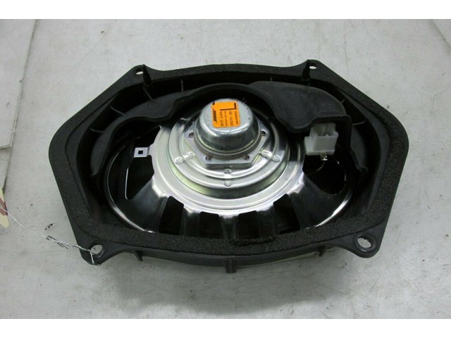  2011-2018 INFINITI M37 Q70 OEM LEFT FRONT DOOR SPEAKER 
