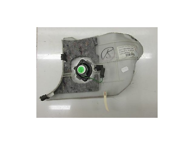 2003-2005 MERCEDES E320 WAGON W211 OEM RIGHT FRONT KICK PANEL COVER & SPEAKER