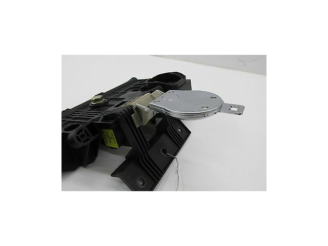 2004-2006 MERCEDES BENZ SL600 R230 OEM LEFT REAR LUGGAGE BELT W/ SPEAKER