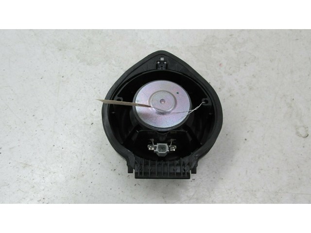 2017-2019 BUICK LACROSSE OEM RIGHT FRONT DOOR BOSE SPEAKER 