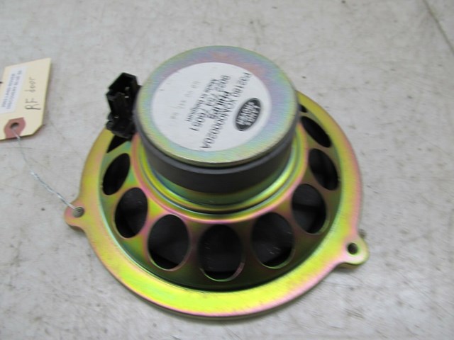 2003-2004 LAND ROVER DISCOVERY OEM RIGHT FRONT DOOR SPEAKER 