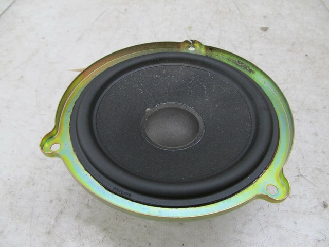 2003-2004 LAND ROVER DISCOVERY OEM RIGHT FRONT DOOR SPEAKER 
