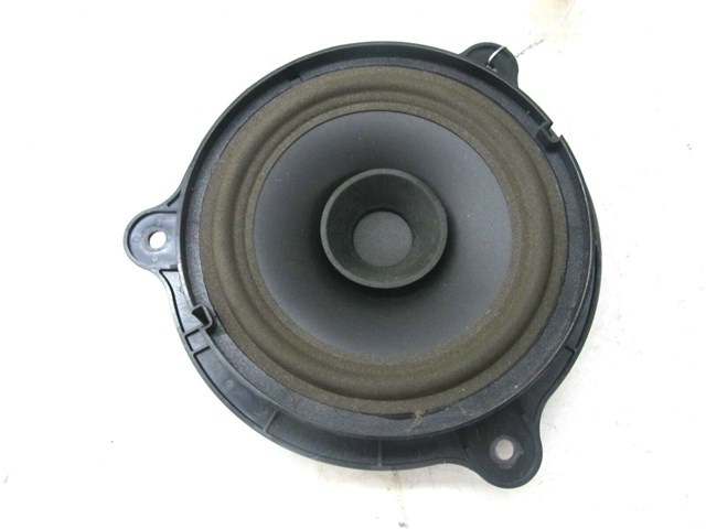2007-2015 NISSAN XTERRA OEM LEFT REAR DRIVER SIDE DOOR SPEAKER 