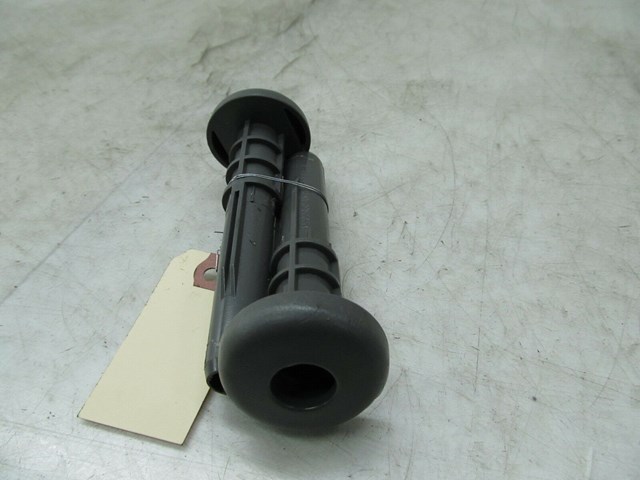  2013-2017 CHEVY TRAVERSE OEM RIGHT FRONT SEAT HEADREST ADJUSTMENT HOUSING 