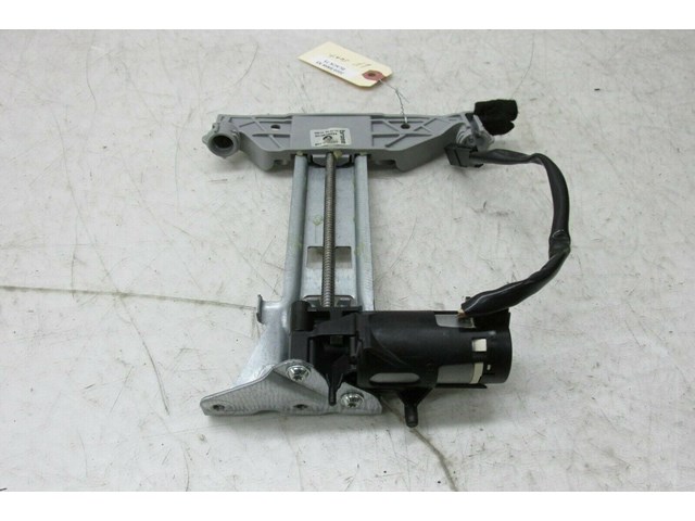  2007-2010 BMW X5 E70 OEM LEFT FRONT SEAT HEADREST ADJUST MOTOR 