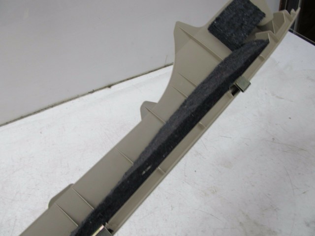 2001-2006 LEXUS LS430 OEM RIGHT REAR PASS. SIDE LOWER PILLAR TRIM COVER PANEL