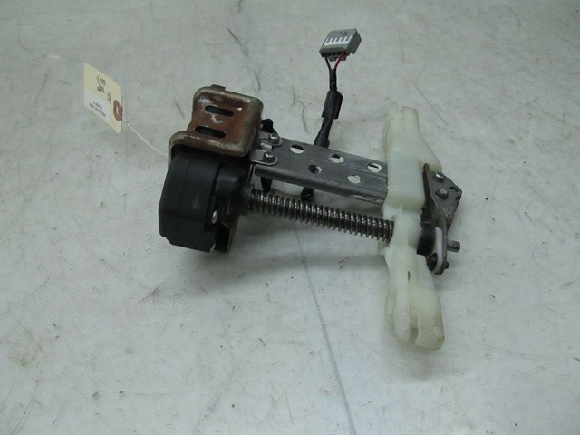 O2001-2006 LEXUS LS430 OEM RIGHT FRONT UPPER SEAT HEADREST MOTOR 