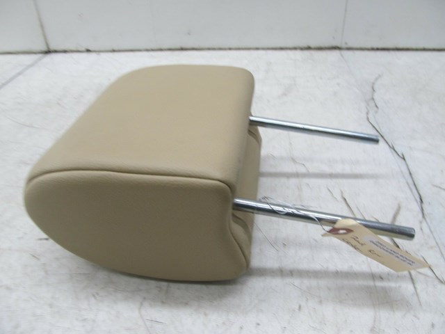 2003-2004 LAND ROVER DISCOVERY OEM REAR CENTER 2ND ROW HEADREST CUSHION 