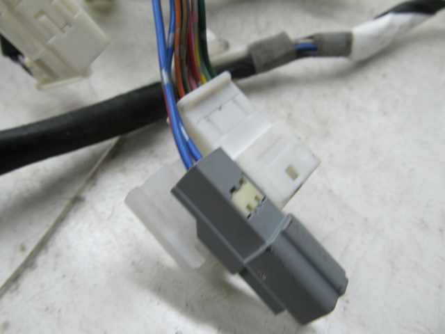  2002-2006 LEXUS SC430 OEM RIGHT PASSENGER SIDE DOOR WIRE HARNESS