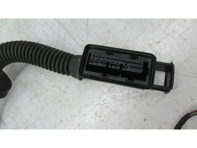 2009-2012 AUDI Q5 8R OEM RIGHT REAR PASSENGER SIDE DOOR WIRE HARNESS  