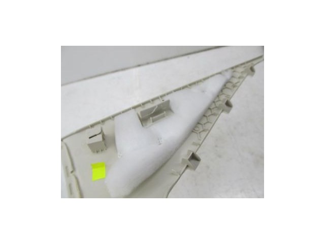 2009-2016 VOLKSWAGEN CC OEM LEFT REAR DRIVER SIDE UPPER QUARTER C PILLAR TRIM