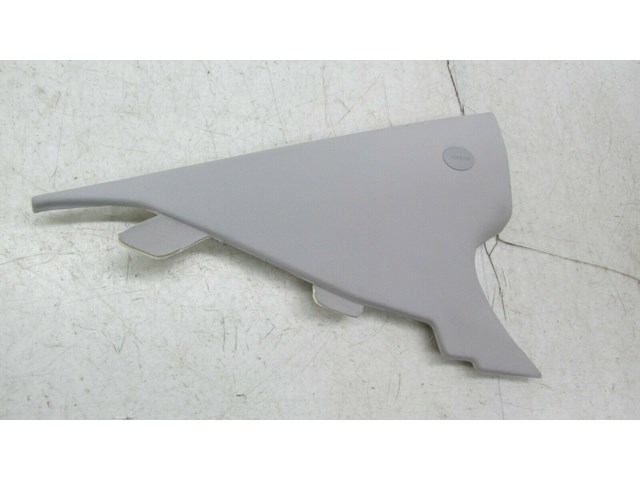  2014-2016 KIA CADENZA OEM LEFT REAR DRIVER SIDE C-PILLAR TRIM COVER 