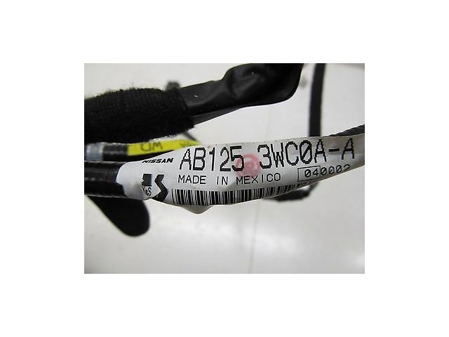 2014-2015 NISSAN VERSA NOTE OEM LEFT FRONT DRIVER'S SIDE DOOR WIRE HARNESS