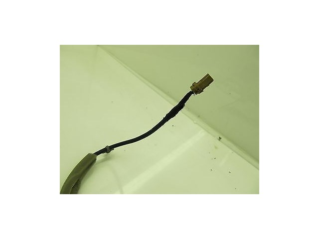 2004-2006 NISSAN QUEST OEM RIGHT REAR TRUNK HATCH SIDE PILLAR TRIM W/ SENSOR