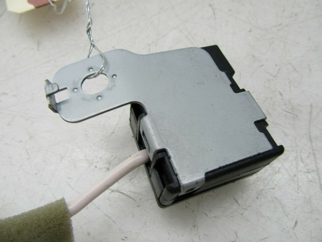 2014-2018 INFINITI Q50 OEM REAR RADIO ANTENNA SIGNAL AMPLIFIER RECEIVER