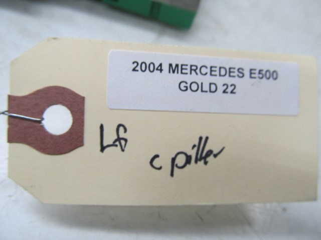 2003-2006 MERCEDES E500 W211 OEM LEFT FRONT C PILLAR RADIO ANTENNA AMPLIFIER 