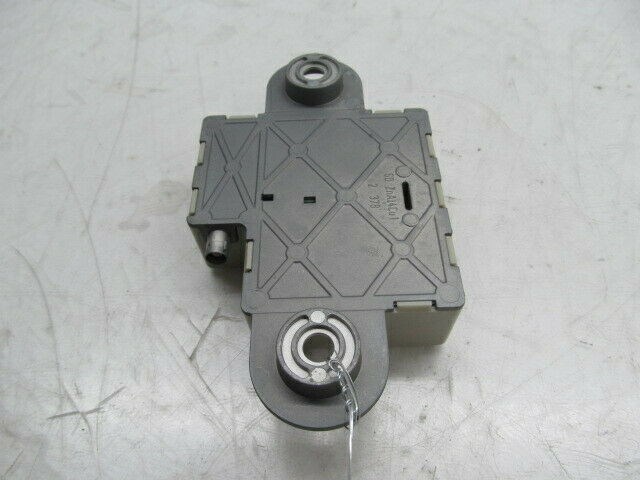 2006-2010 BMW 650i E64 E63 OEM REAR RADIO ANTENNA CONTROL MODULE 6935024