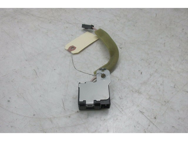 2014-2016 INFINITI Q50 OEM REAR RADIO ANTENNA SIGNAL RECEIVER AMPLIFIER 