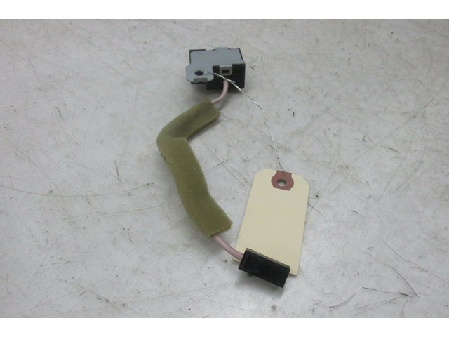 2014-2016 INFINITI Q50 OEM REAR RADIO ANTENNA SIGNAL RECEIVER AMPLIFIER 