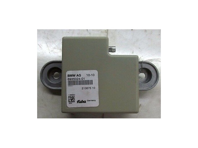 2007-2013 BMW 335i E92 COUPE LCI OEM REAR RADIO ANTENNA AMPLIFIER MODULE 