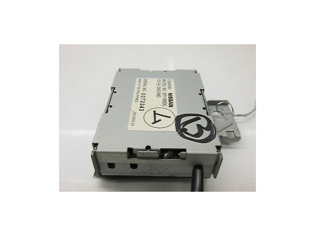 2005-2007 INFINITI G35 COUPE OEM LEFT REAR RADIO ANTENNA BOOSTER CLARION